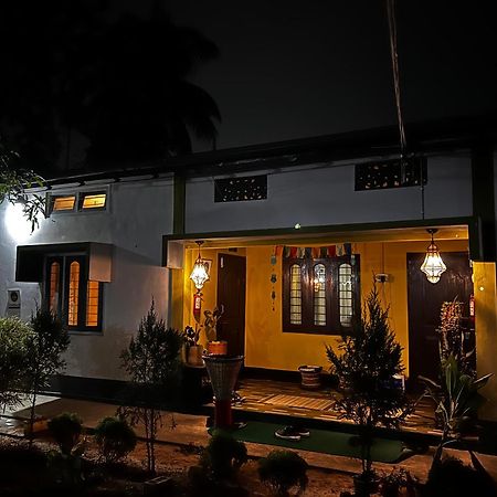 Stargaze Backpackers Hostel Ґувахаті Екстер'єр фото