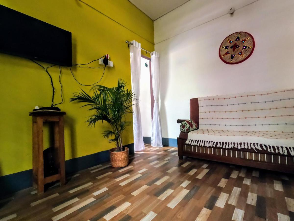 Stargaze Backpackers Hostel Ґувахаті Екстер'єр фото
