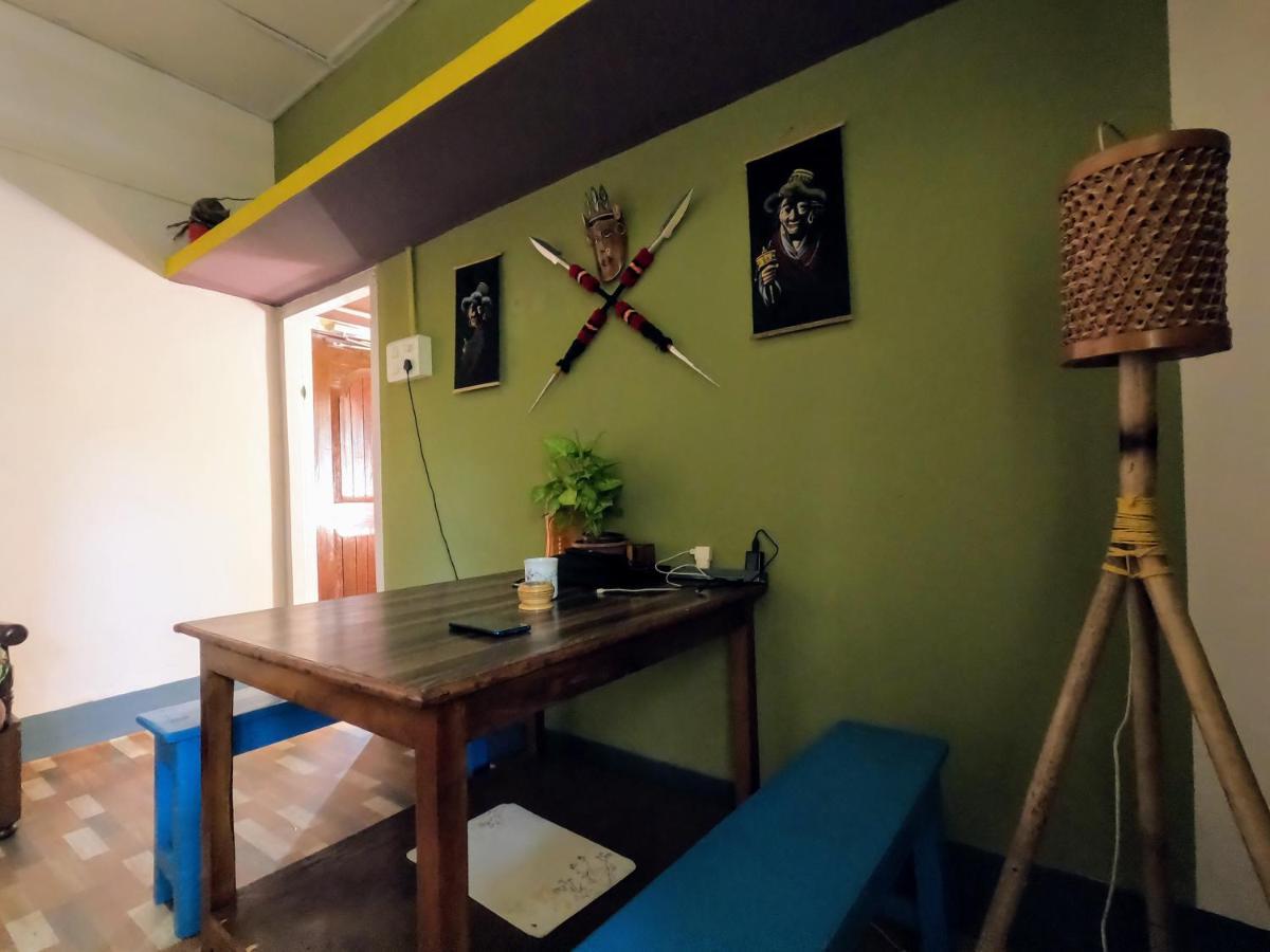 Stargaze Backpackers Hostel Ґувахаті Екстер'єр фото