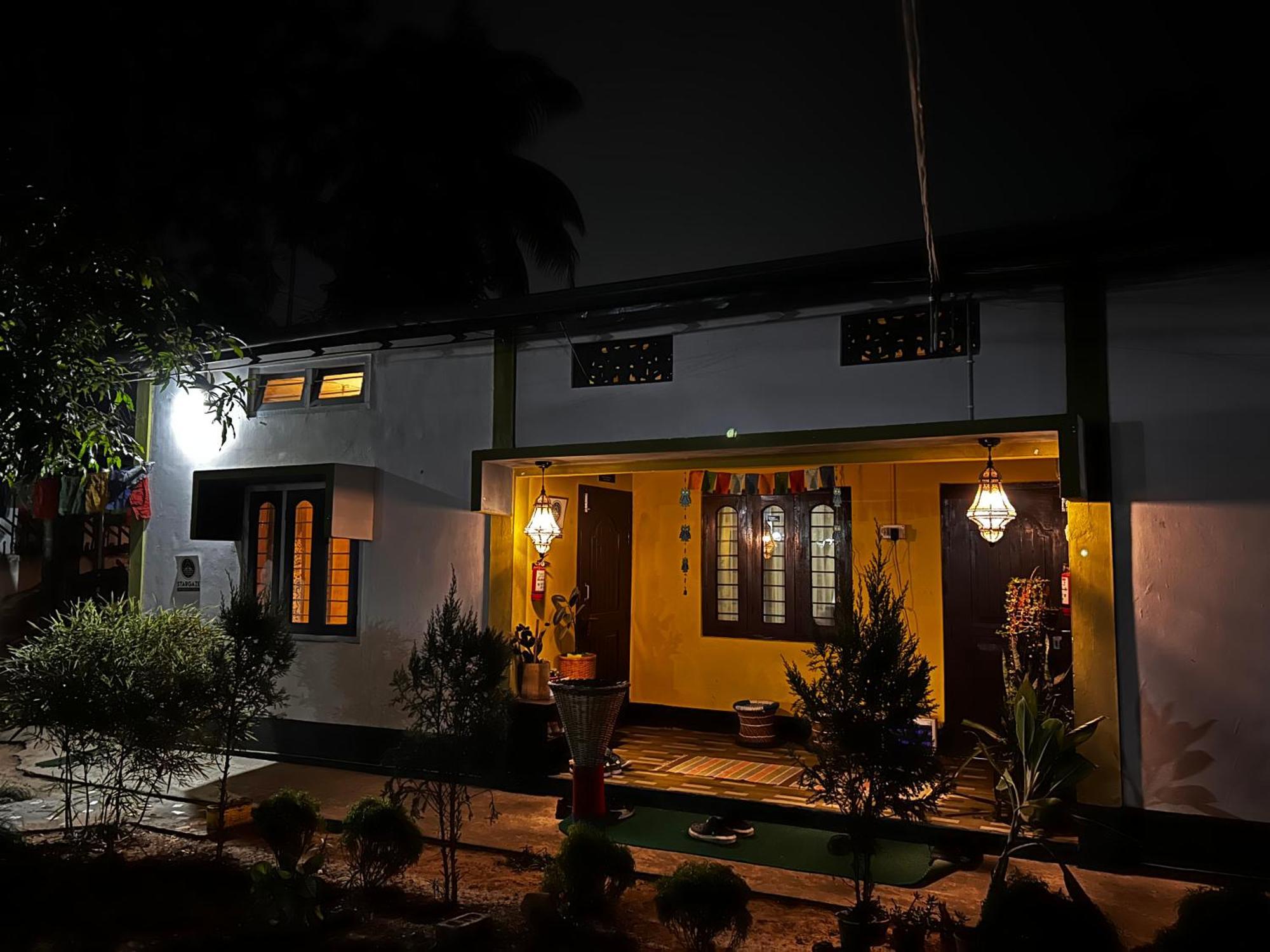 Stargaze Backpackers Hostel Ґувахаті Екстер'єр фото
