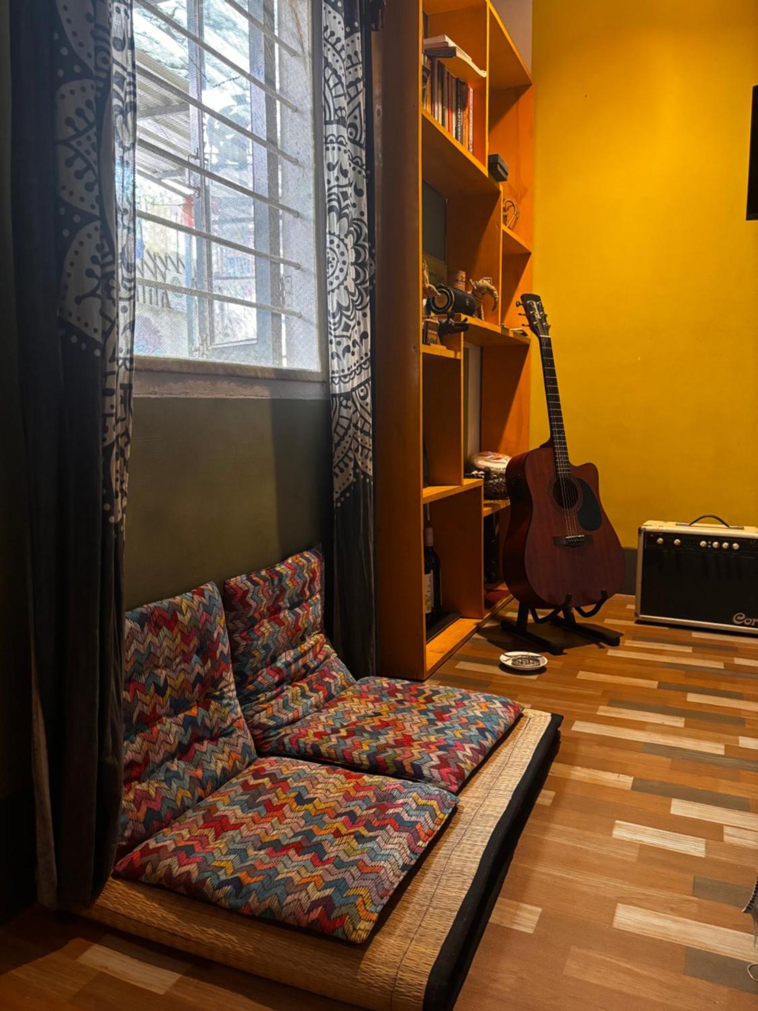 Stargaze Backpackers Hostel Ґувахаті Екстер'єр фото